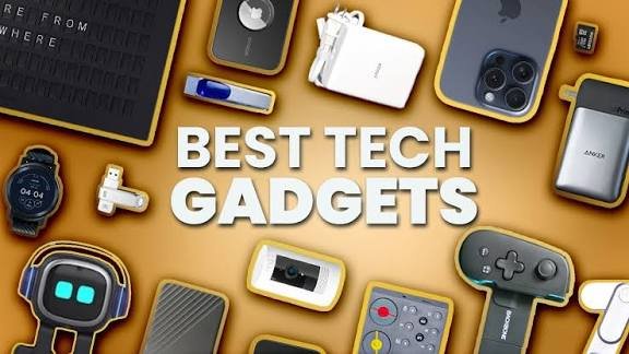 Top 10 must-have tech gadgets for everyday life in 2026 featuring smartwatches, wireless earbuds, smart rings, smart glasses, robot vacuums, portable monitors, and smart home devices.